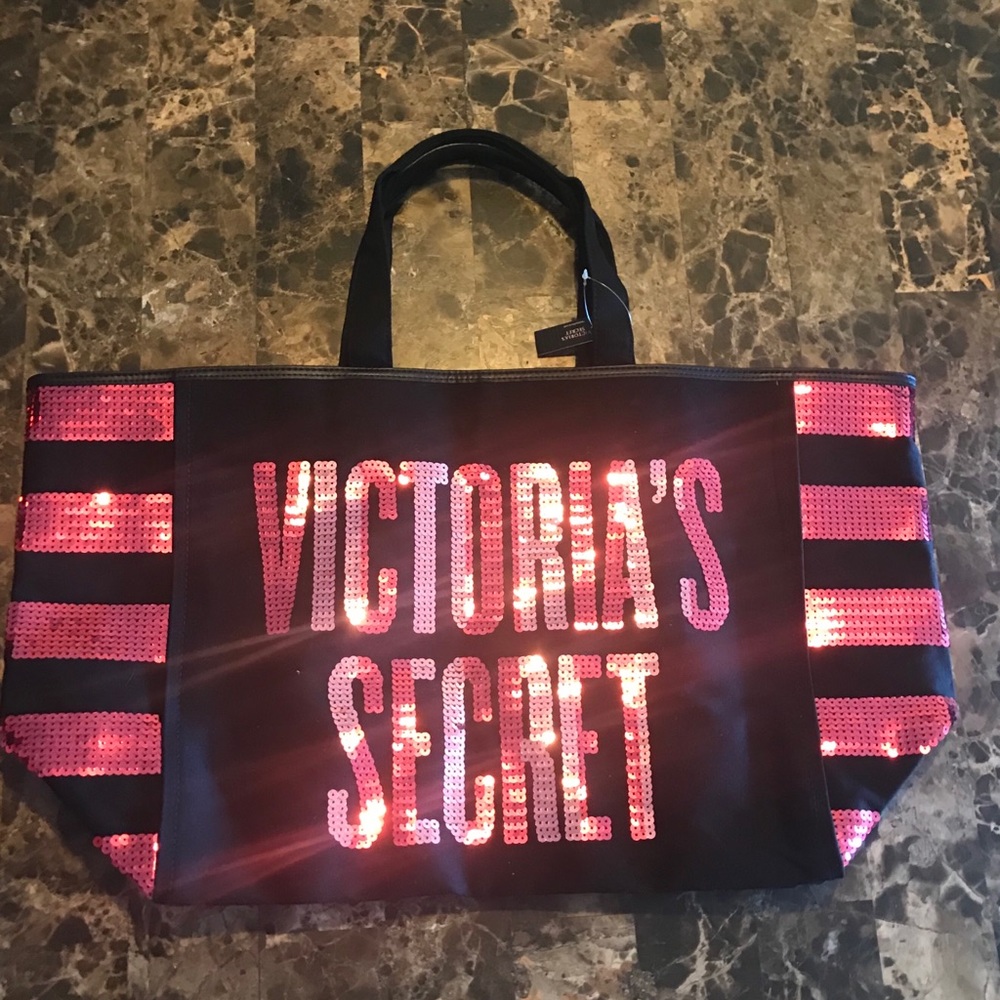 Victoria’s Secret tote.